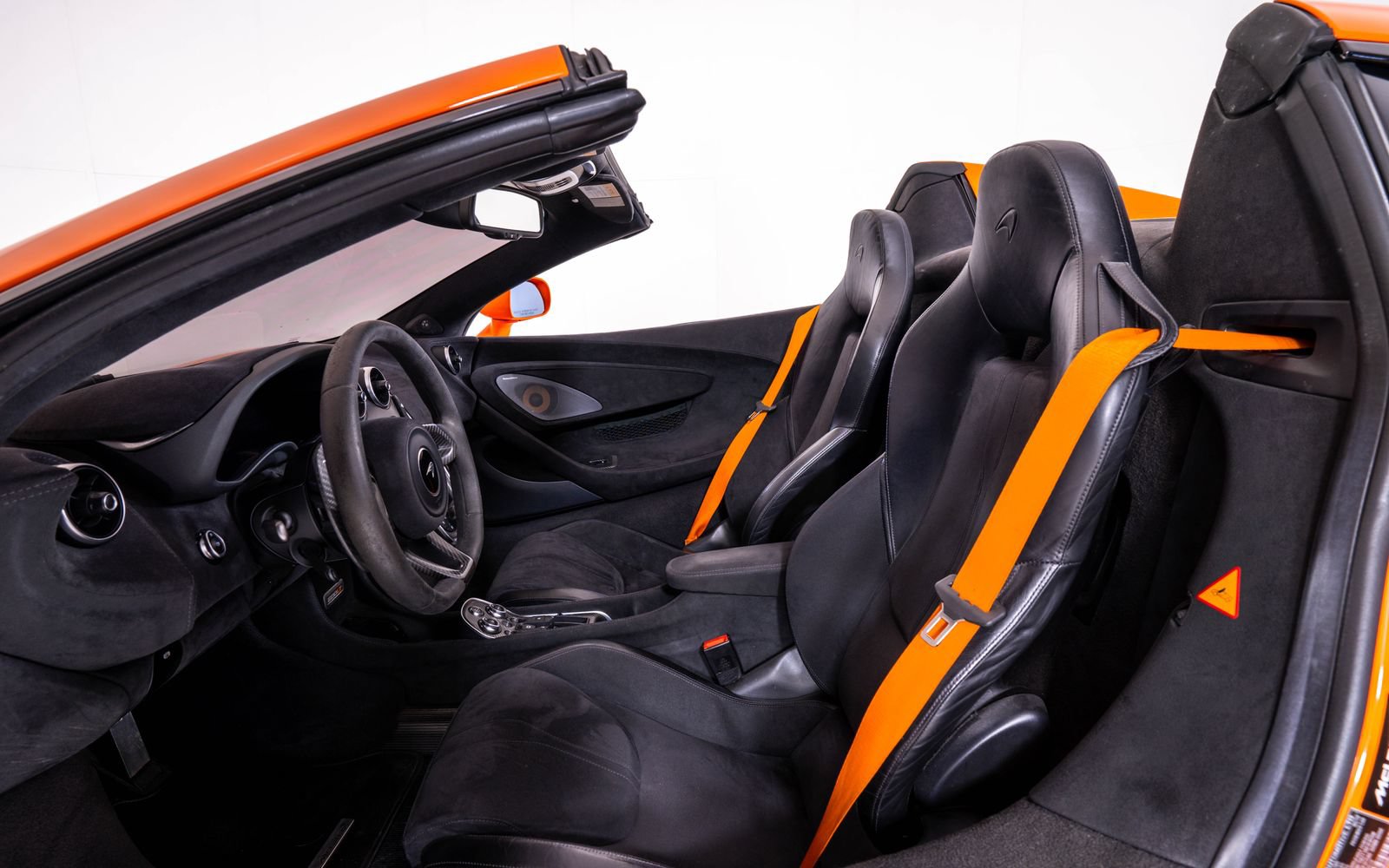 Used 2020 McLaren 600LT Spider photo 24