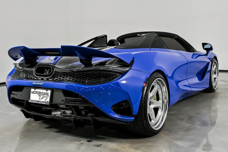 Used 2024 McLaren 750S Spider photo 12