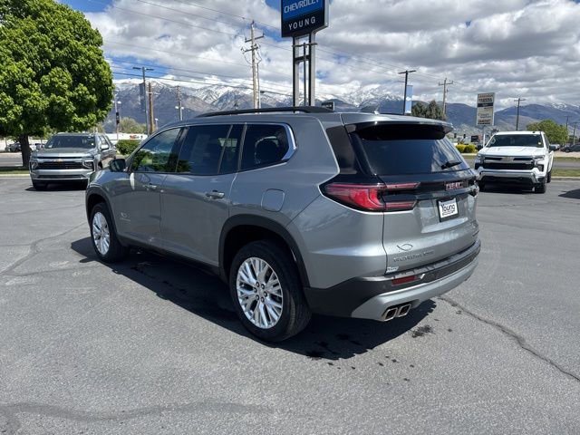 2024 GMC Acadia Elevation