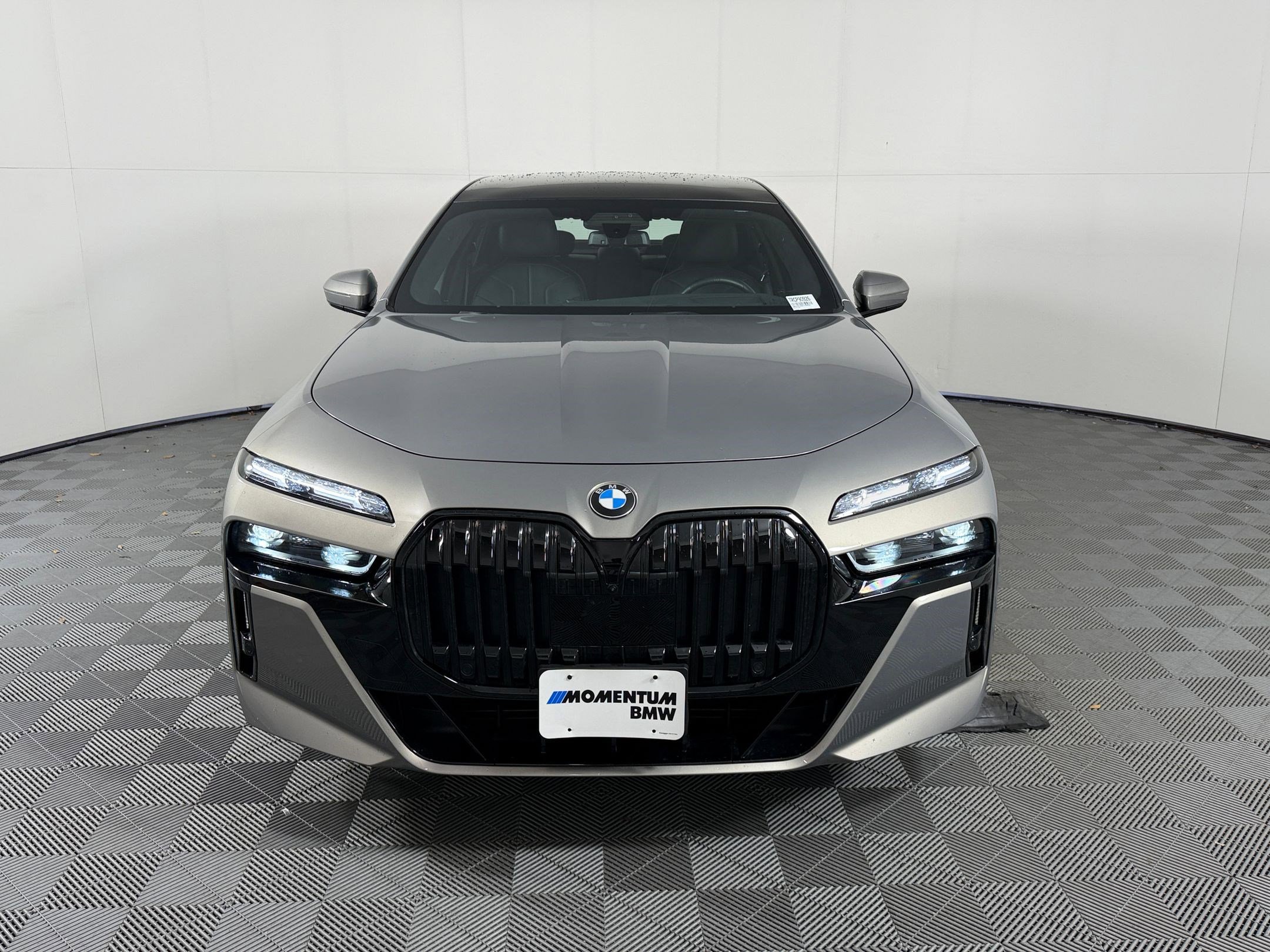 2024 BMW 760i xDrive
