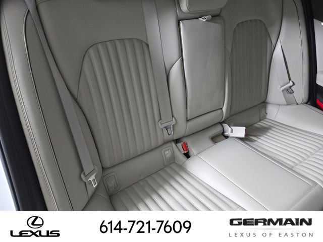 2022 Genesis G70 2.0T