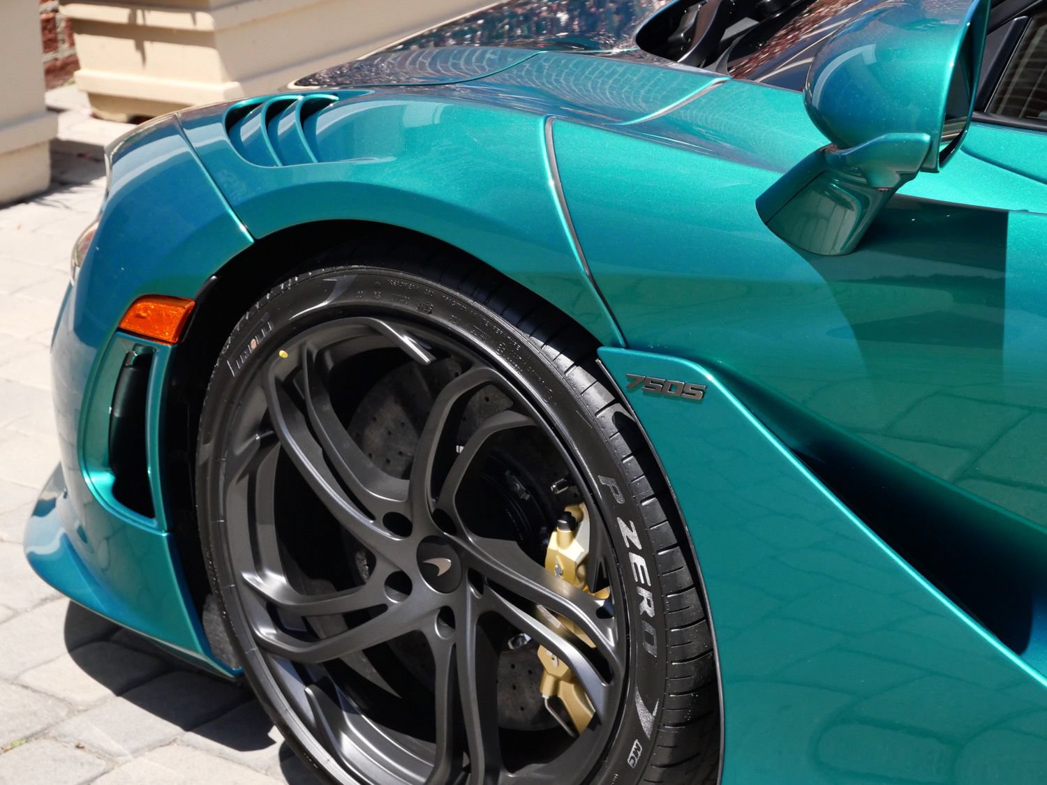 New 2027 McLaren 750S photo 20