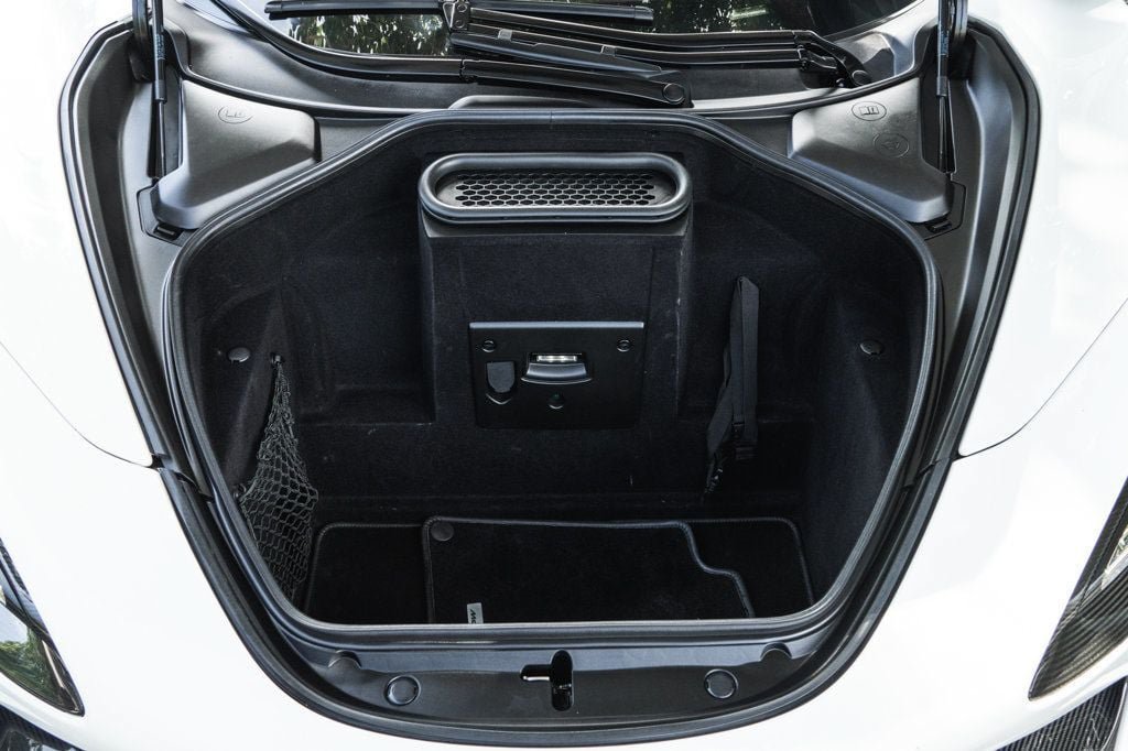 Used 2018 McLaren 720S Performance photo 26