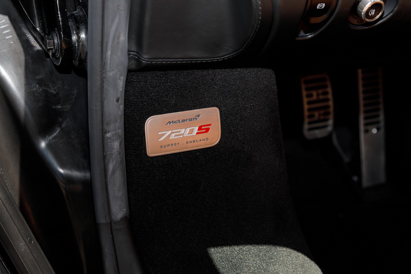 Used 2020 McLaren 720S Spider photo 44