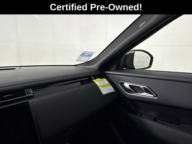 2026 Land Rover Range Rover Velar Dynamic SE