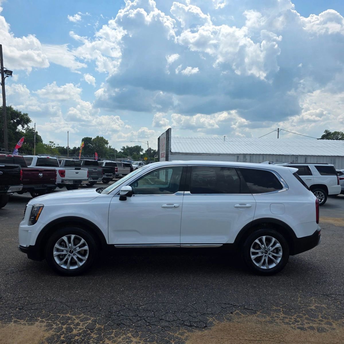 2022 Kia Telluride LX