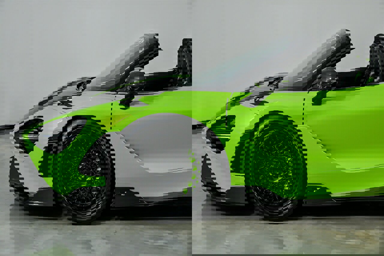 Used 2022 McLaren 765LT photo 9