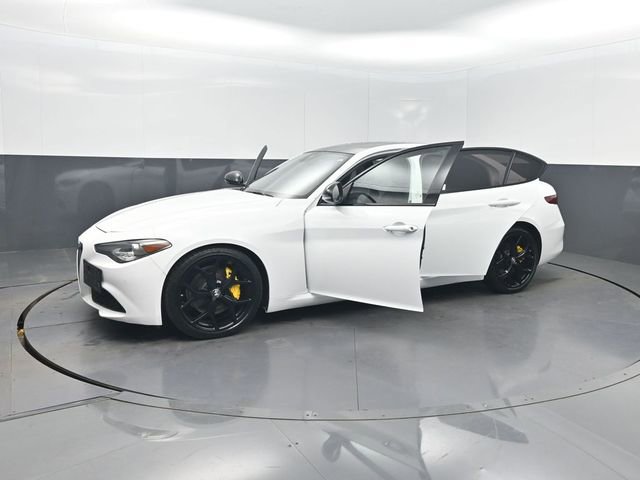 2021 Alfa Romeo Giulia Ti