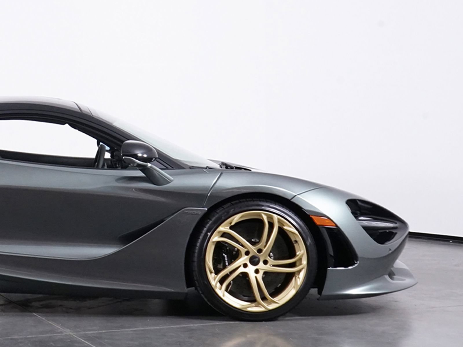 New 2026 McLaren 750S photo 16