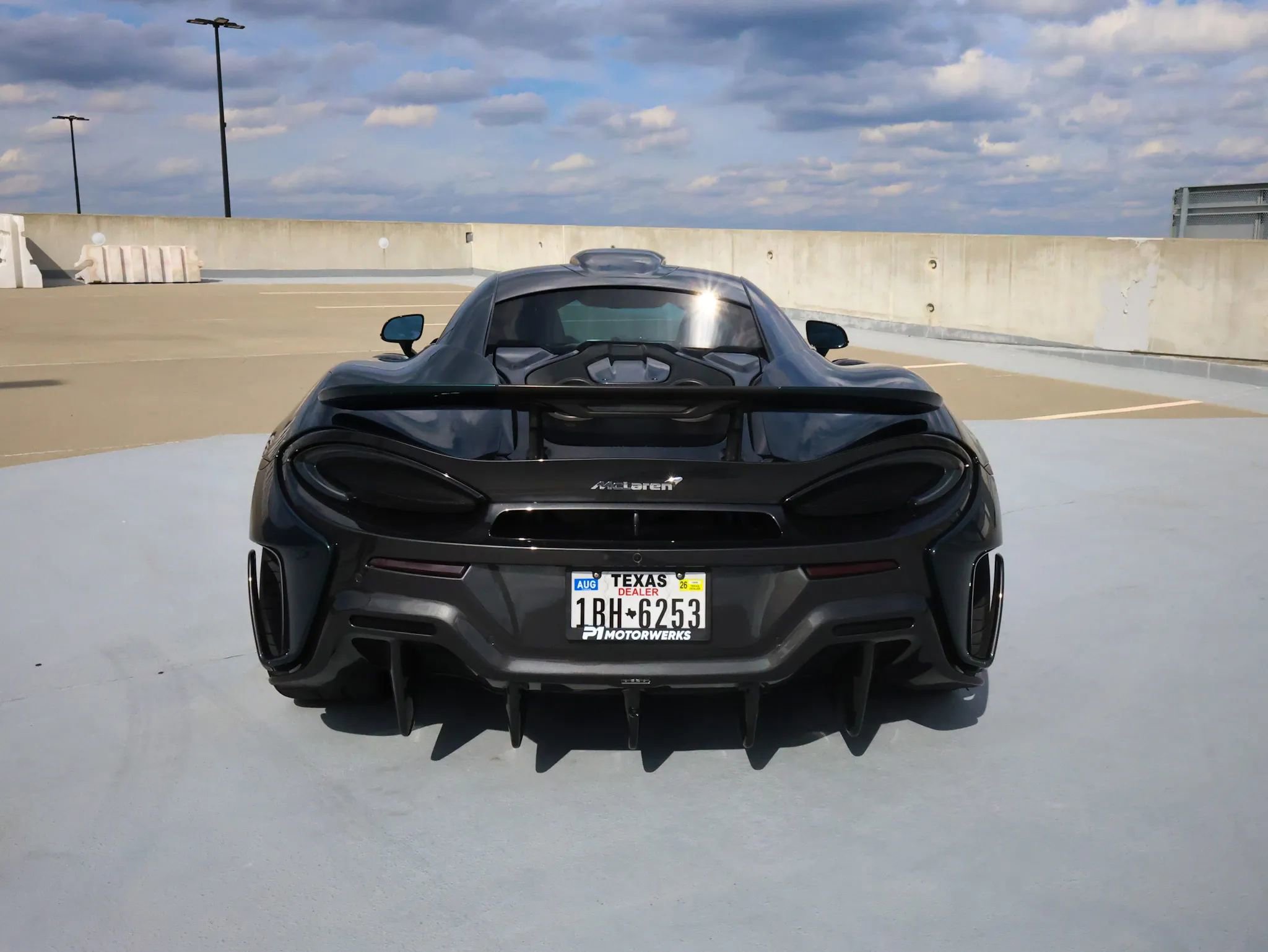 Used 2019 McLaren 600LT photo 16