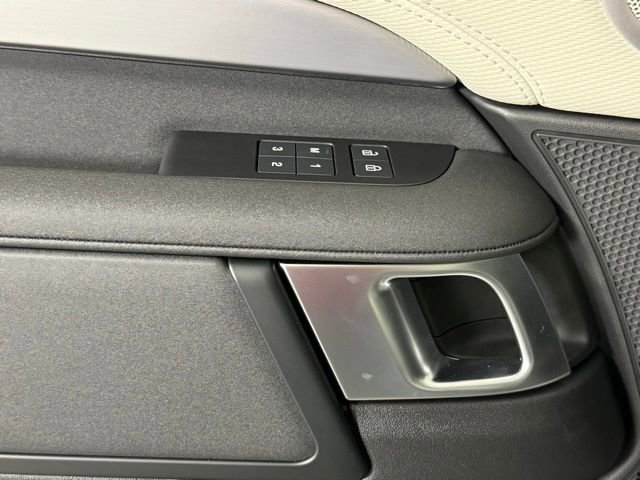 2026 Land Rover Discovery Dynamic SE