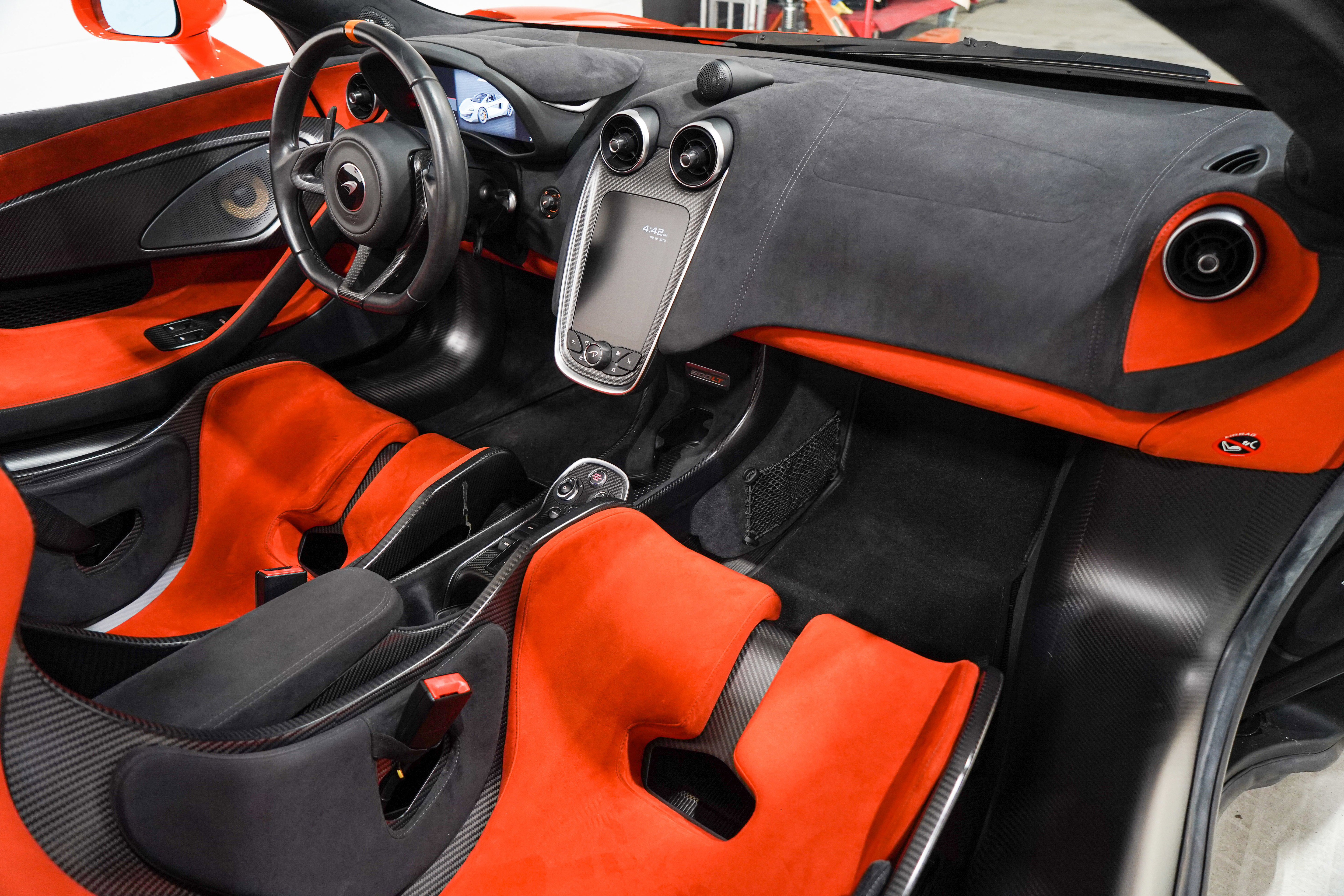 Used 2020 McLaren 600LT Spider photo 16