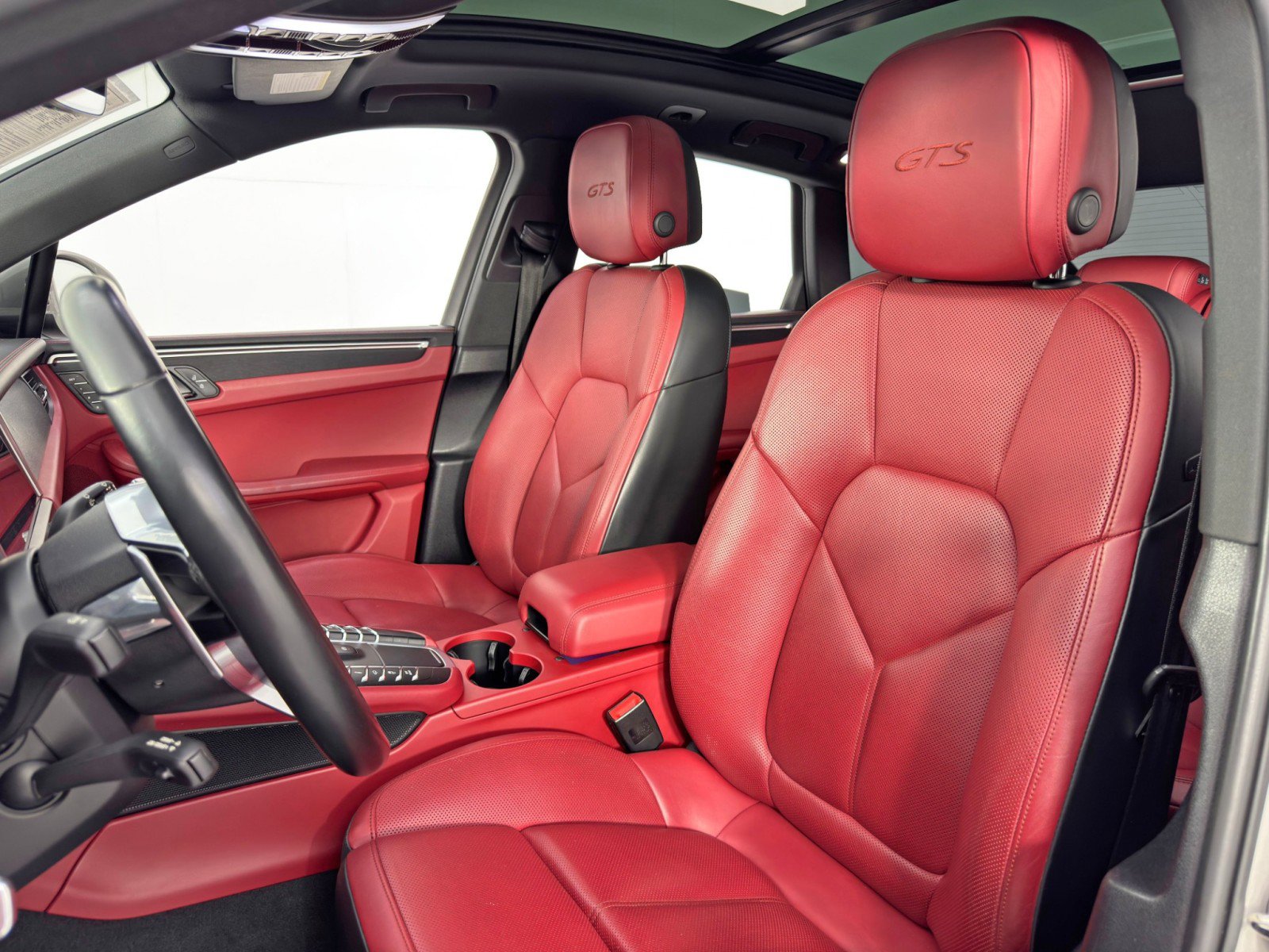 2020 Porsche Macan GTS