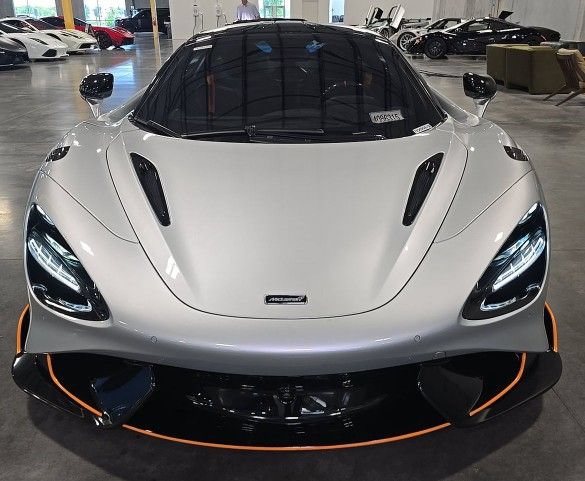 Used 2021 McLaren 765LT photo 6