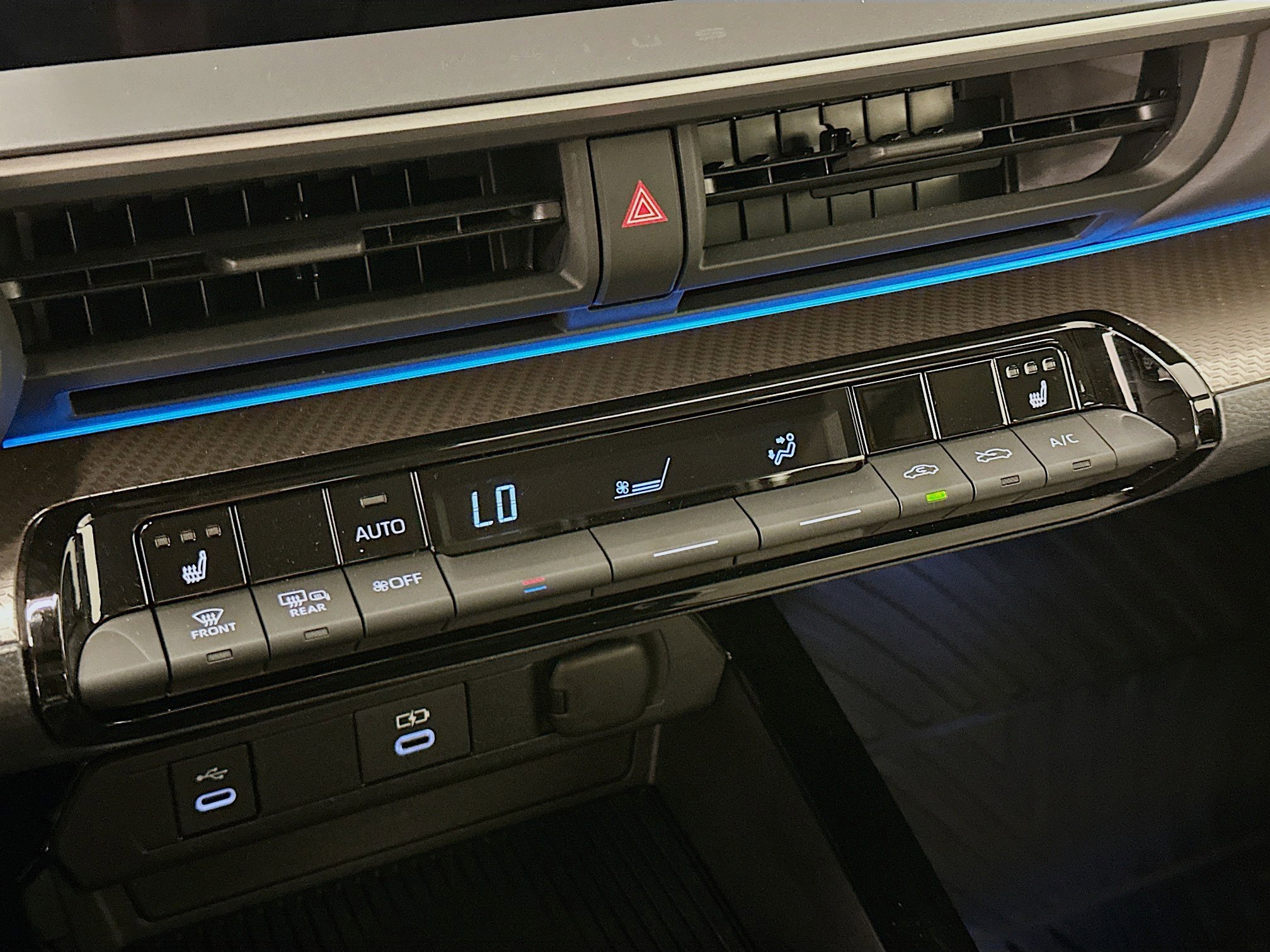 2023 Toyota Prius XLE