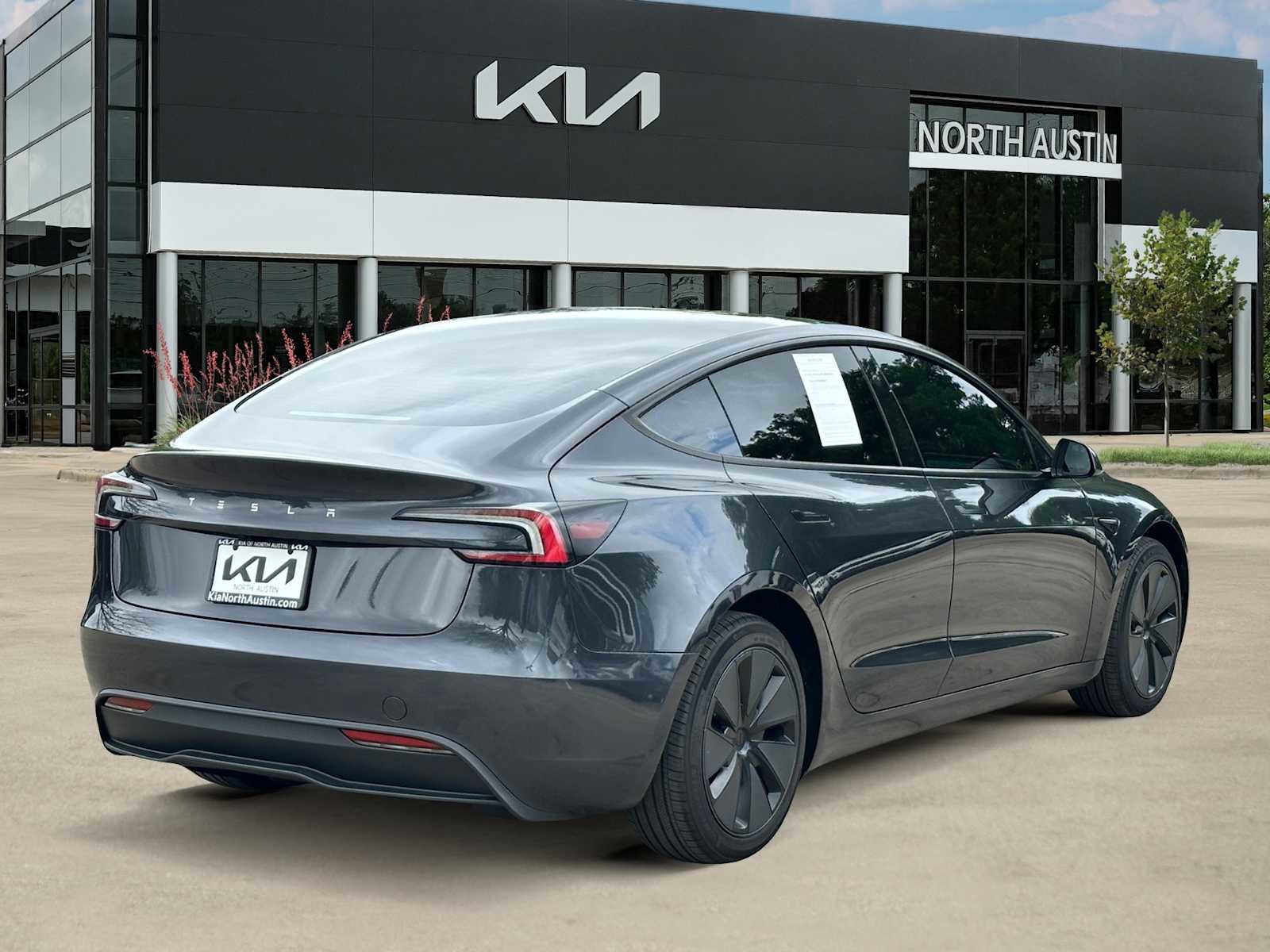 2025 Tesla Model 3 Long Range