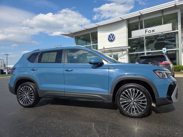 Used 2025 Volkswagen Taos SE