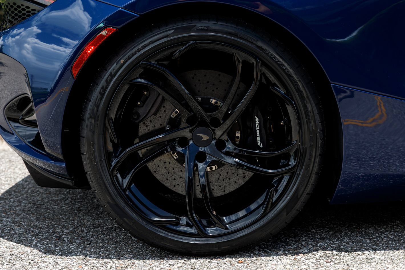 Used 2025 McLaren 750S photo 16