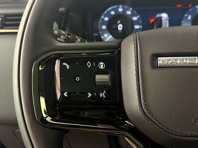 2026 Land Rover Range Rover Velar Dynamic SE