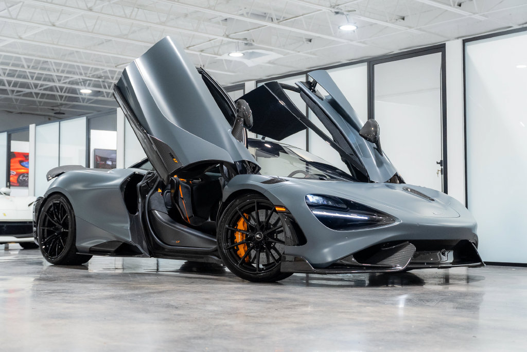 Used 2021 McLaren 765LT photo 7