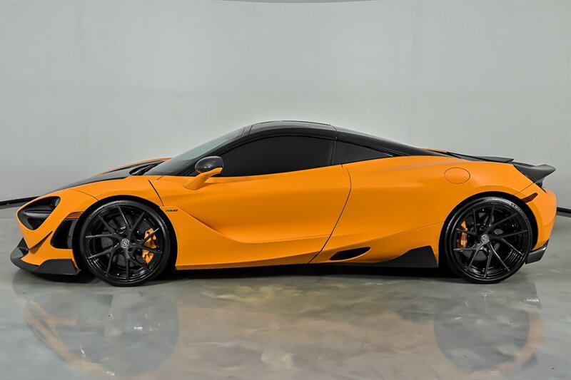 Used 2018 McLaren 720S photo 11