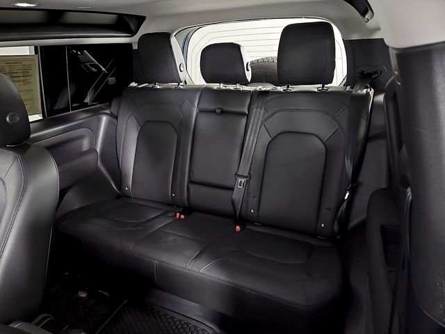 2023 Land Rover Defender 90 S