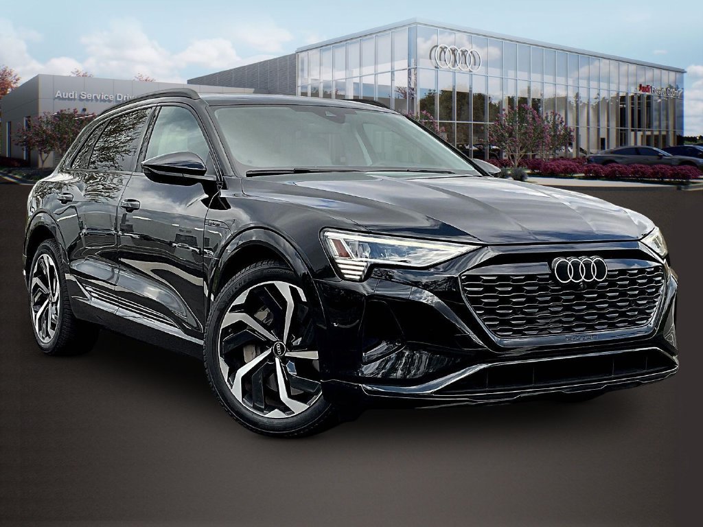 Used 2024 Audi Q8 e-tron Premium Plus w/ Premium Plus Package