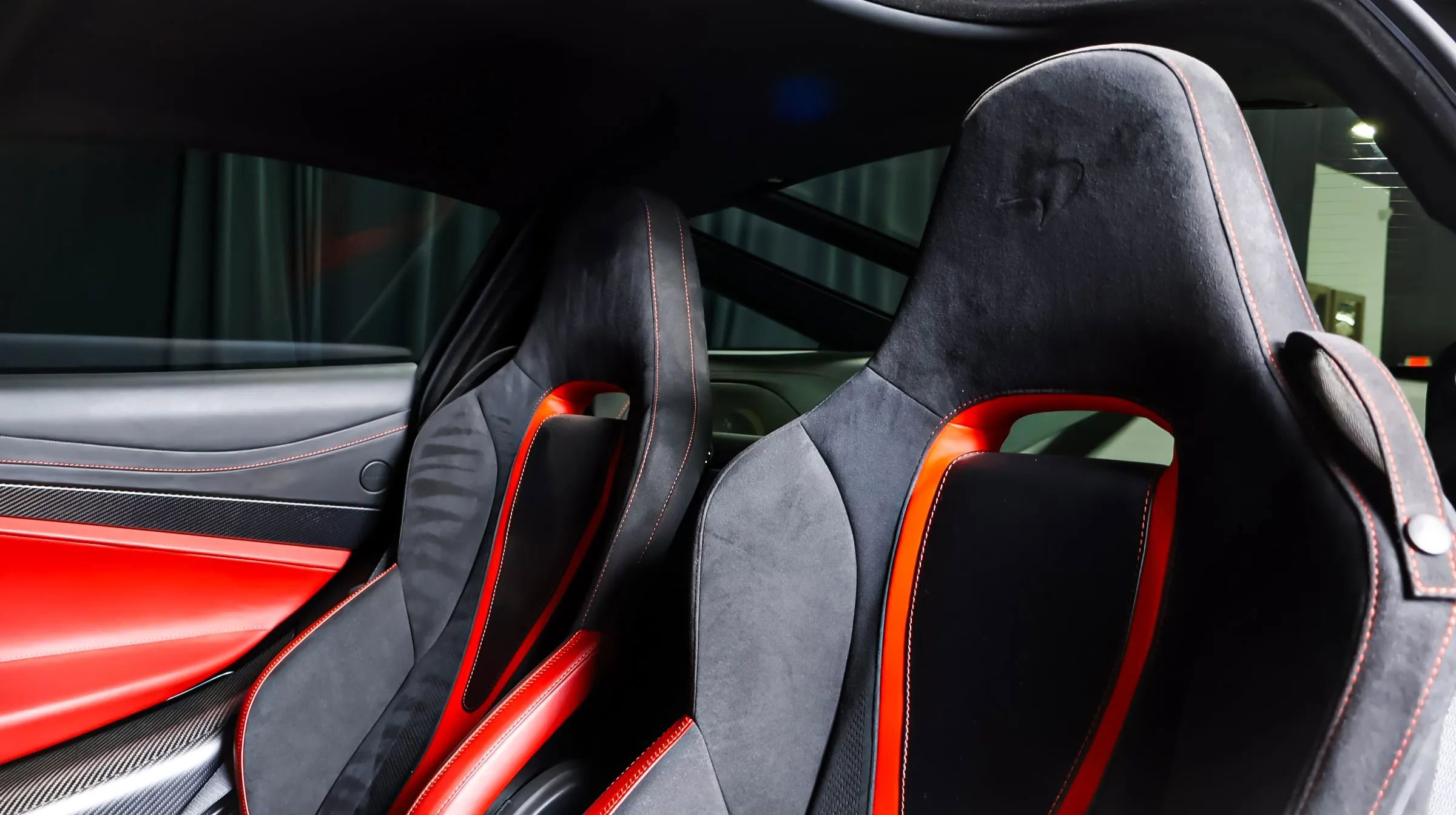 Used 2018 McLaren 720S photo 21