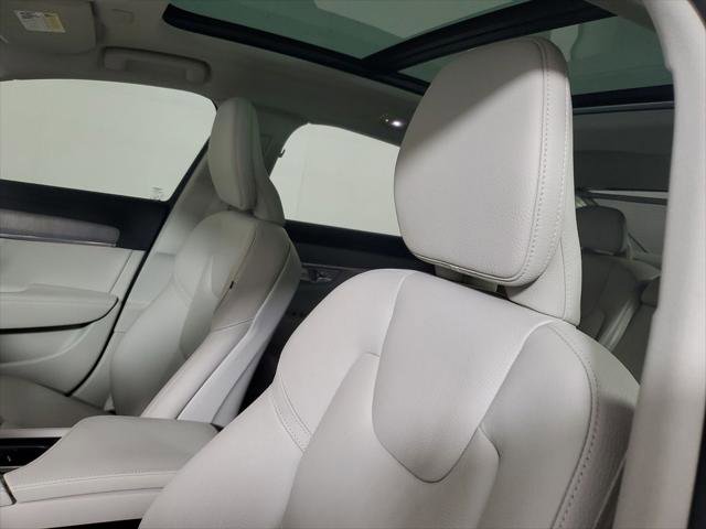 2023 Volvo S90 B6 Plus