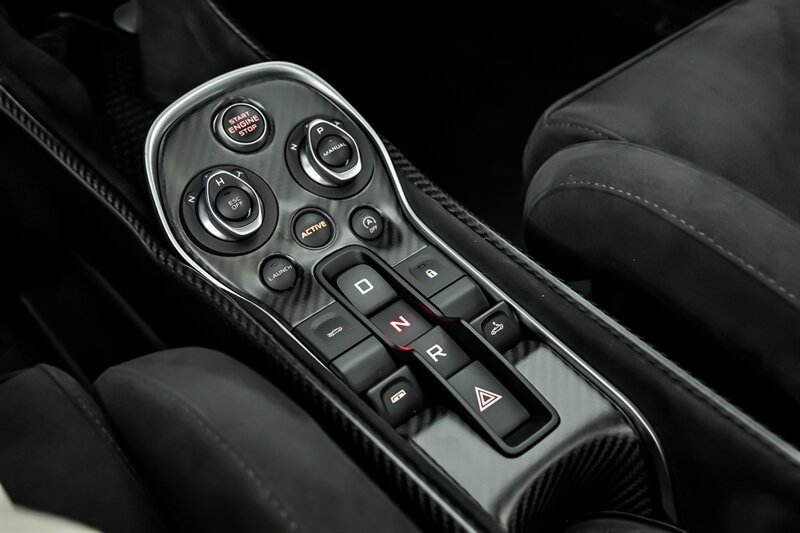 Used 2020 McLaren 600LT Spider photo 37