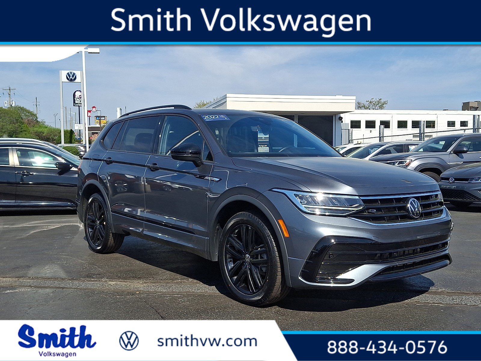 Certified 2022 Volkswagen Tiguan SE R-Line