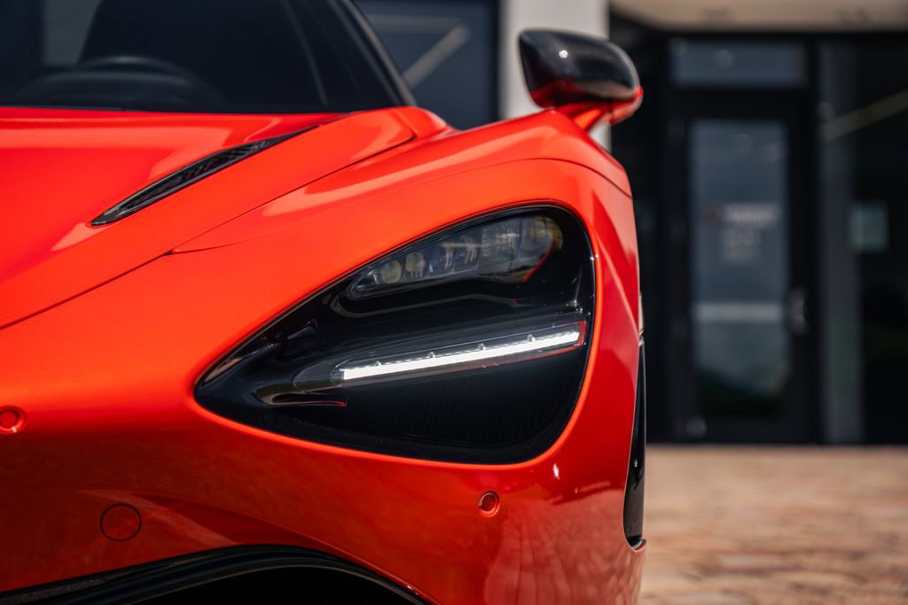 Used 2021 McLaren 720S Performance photo 10