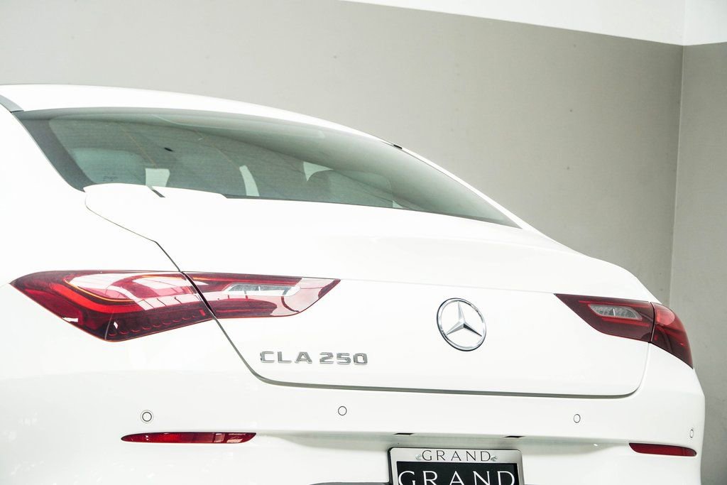 2025 Mercedes-Benz CLA 250