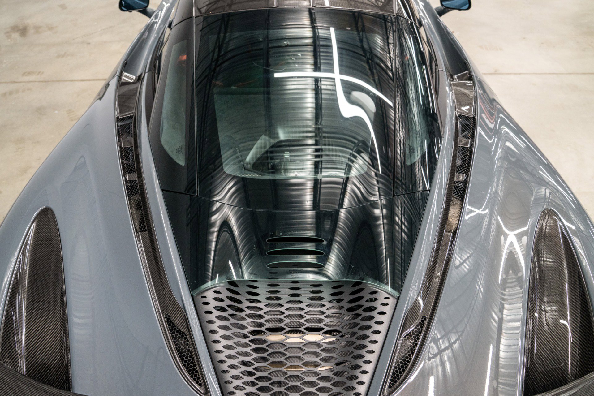 Used 2021 McLaren 765LT photo 11