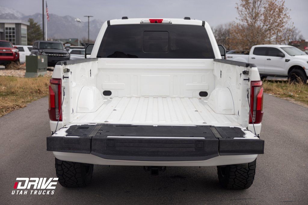 2025 Ford F150 Platinum