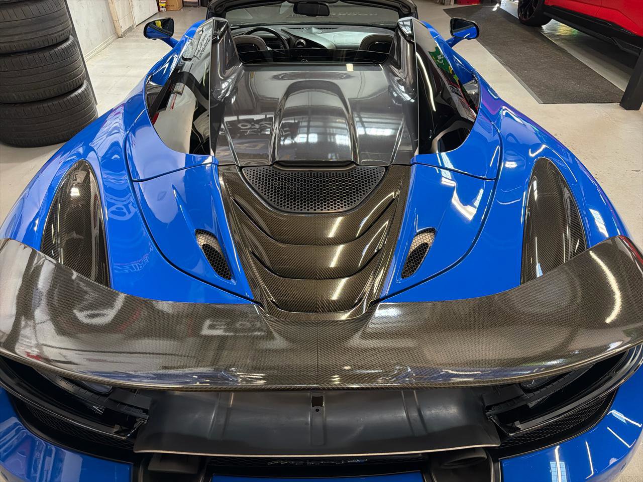 Used 2020 McLaren 720S Performance photo 14