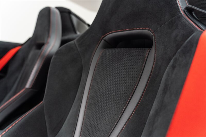 Used 2024 McLaren 750S Spider photo 48