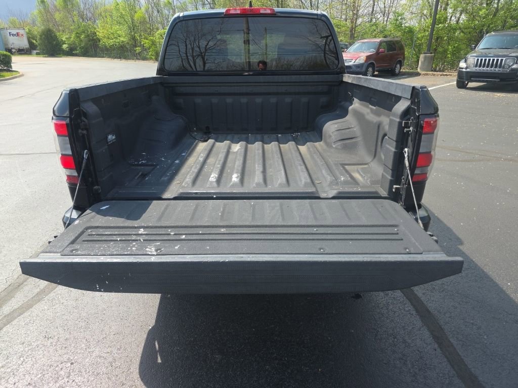 2022 Nissan Frontier S