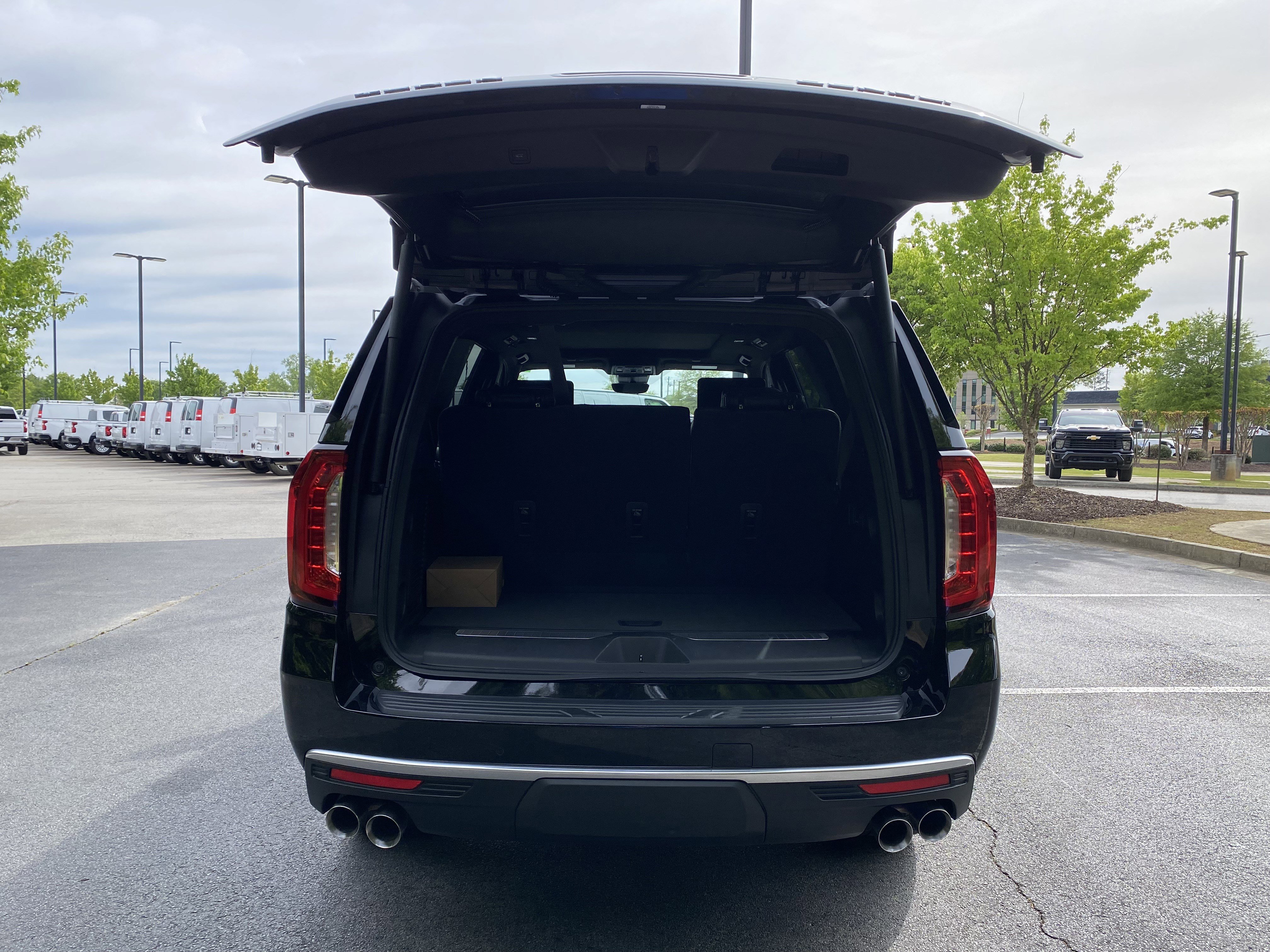 2023 GMC Yukon Denali