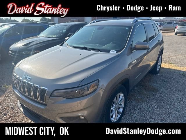 Used 2019 Jeep Cherokee Latitude w/ Cold Weather Group