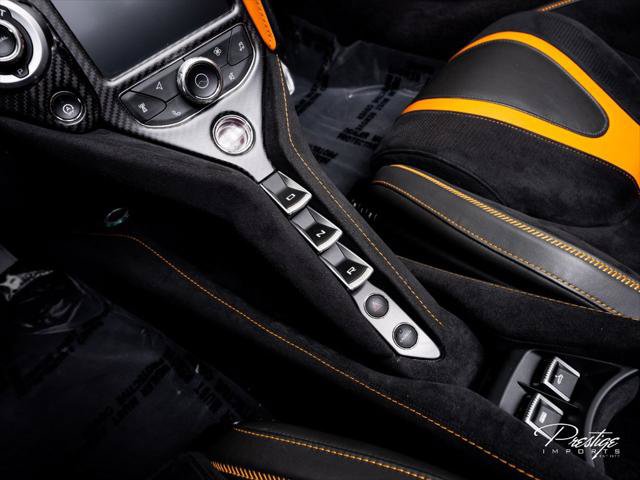 Used 2020 McLaren 720S Performance photo 45