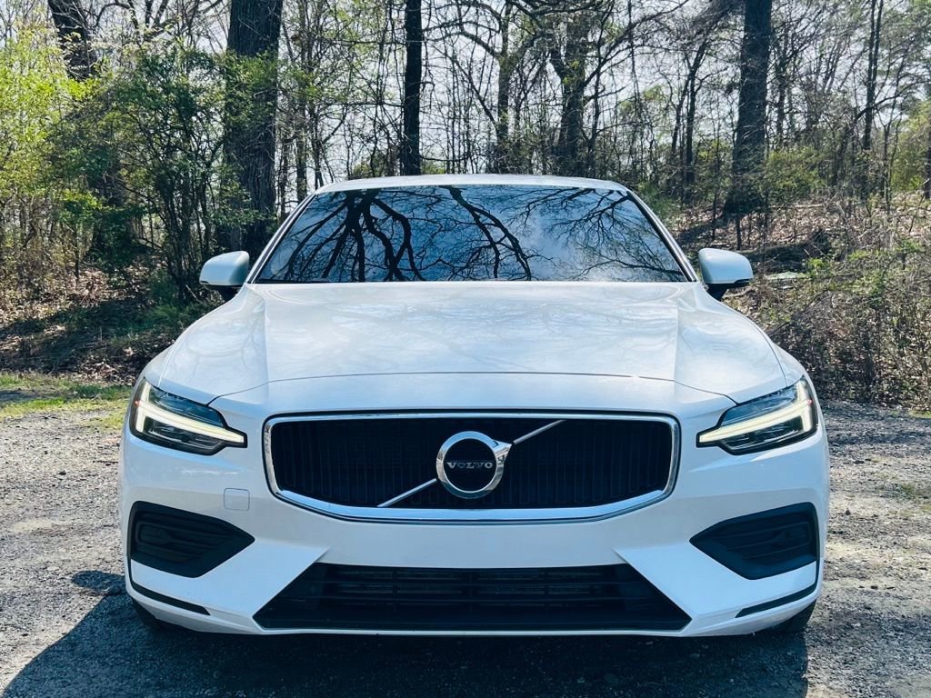 2020 Volvo S60 T5 Momentum