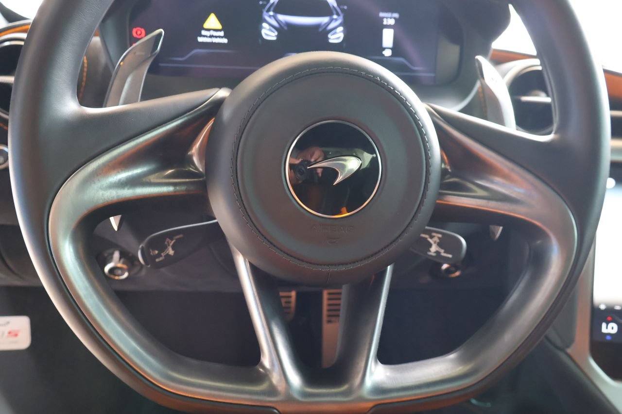 Used 2025 McLaren 750S Spider photo 22