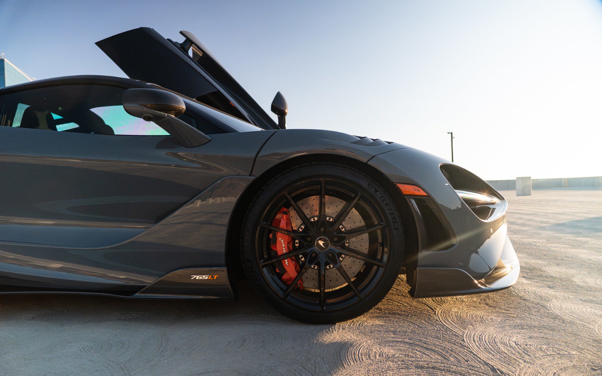 Used 2021 McLaren 765LT photo 31