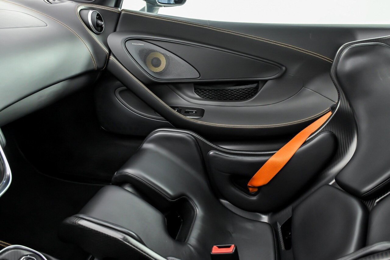 Used 2019 McLaren 600LT photo 34