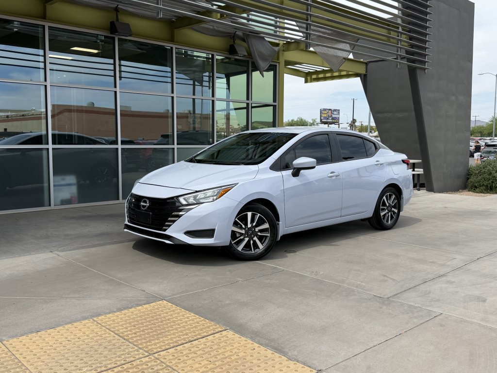 Used 2025 Nissan Versa SV w/ Trunk Package