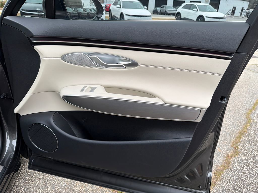 2026 Genesis Gv70 2.5T Select