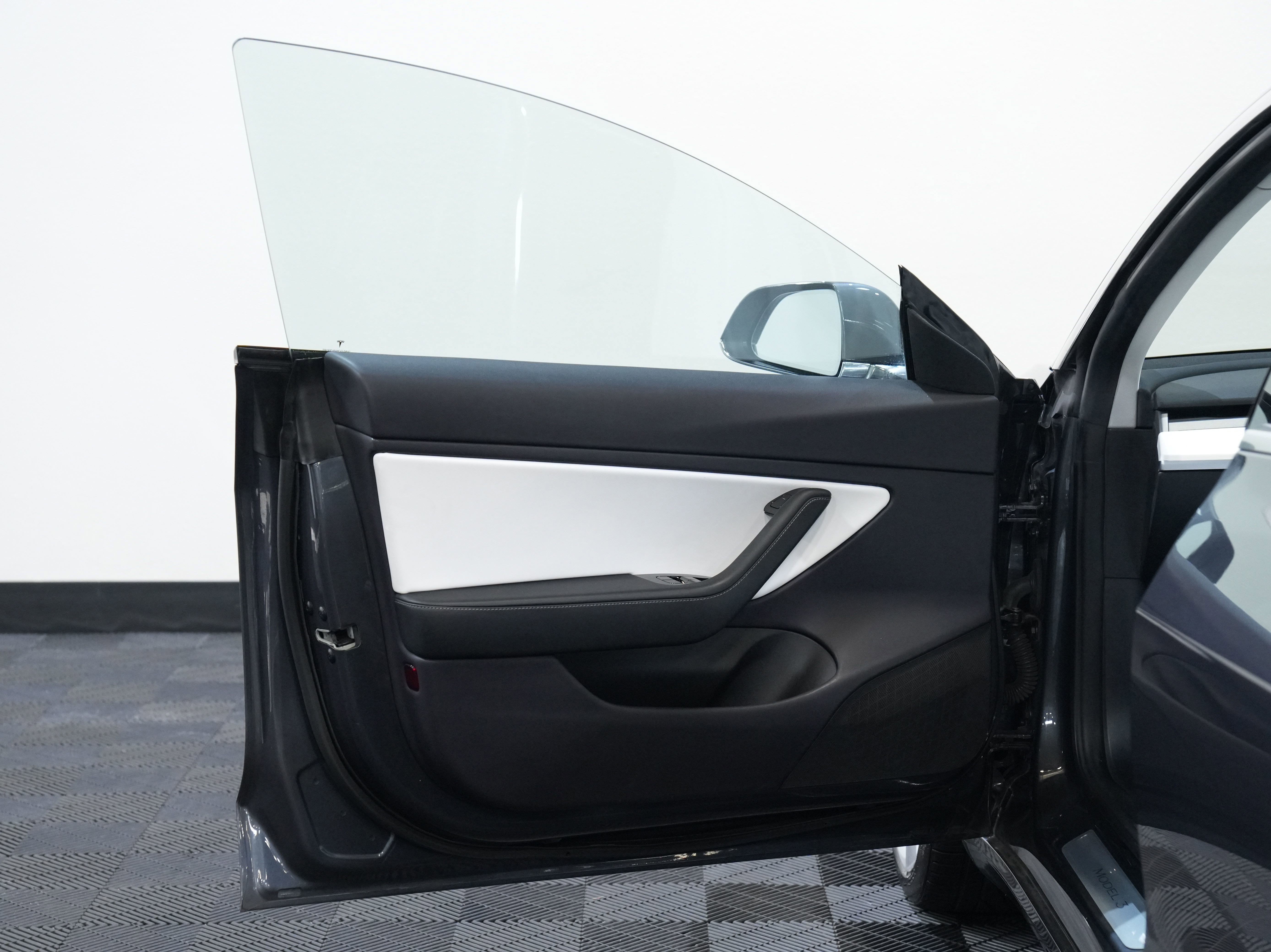 2019 Tesla Model 3 Performance