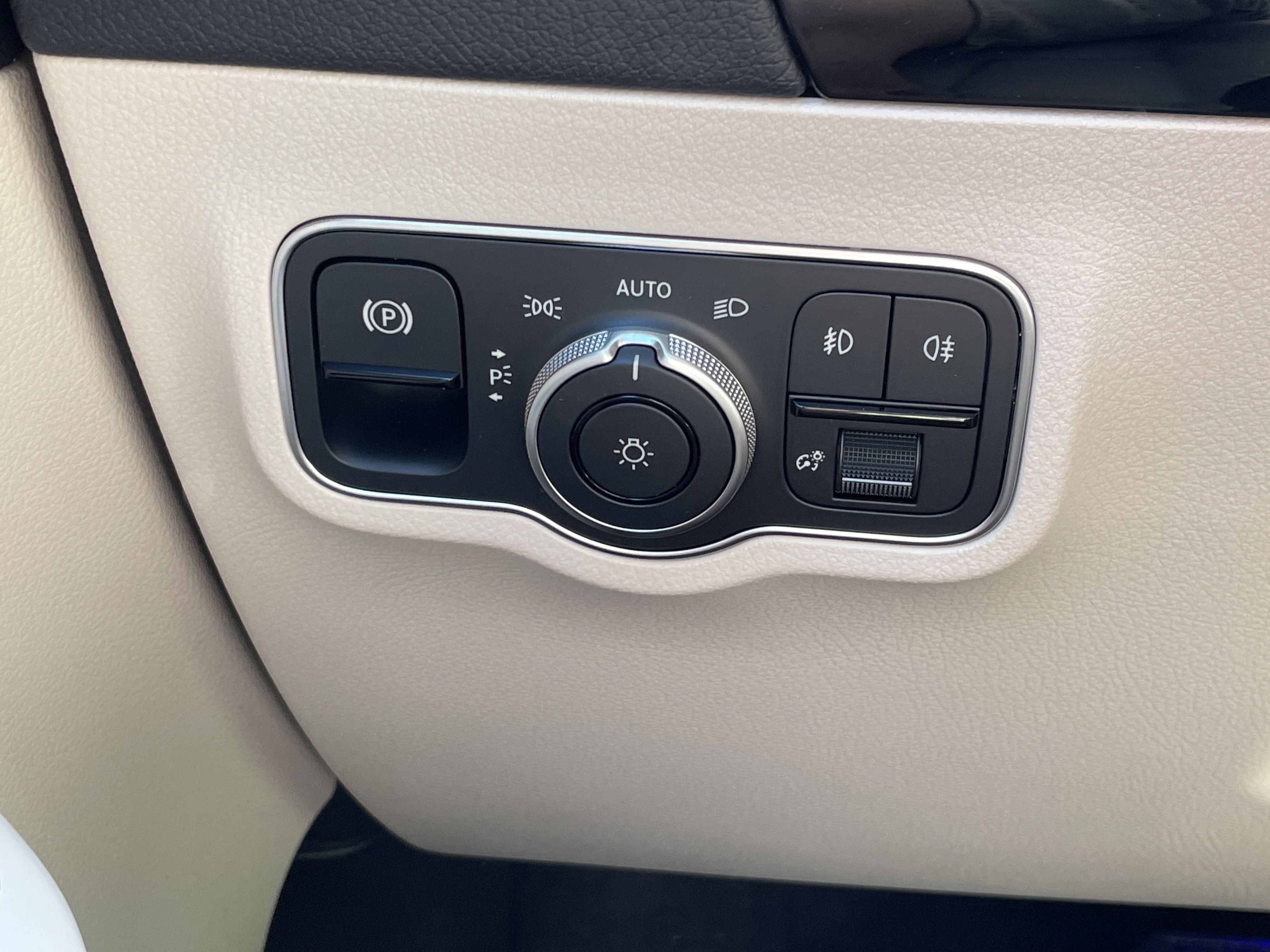 2026 Mercedes-Benz GLA 250