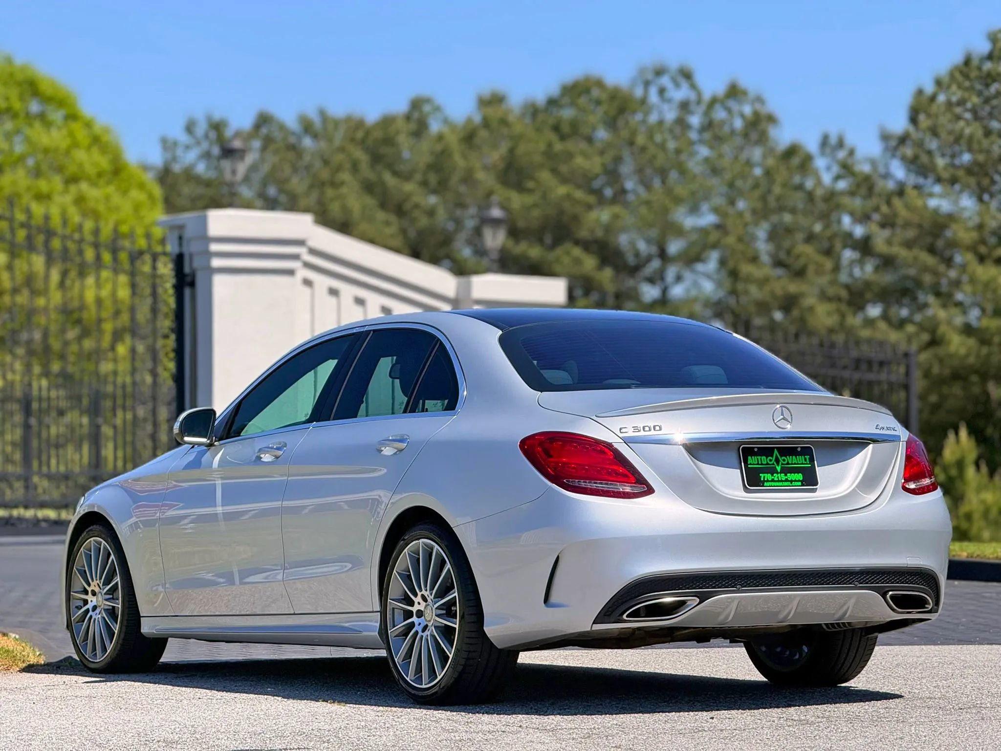 2015 Mercedes-Benz C 300 4MATIC Sedan